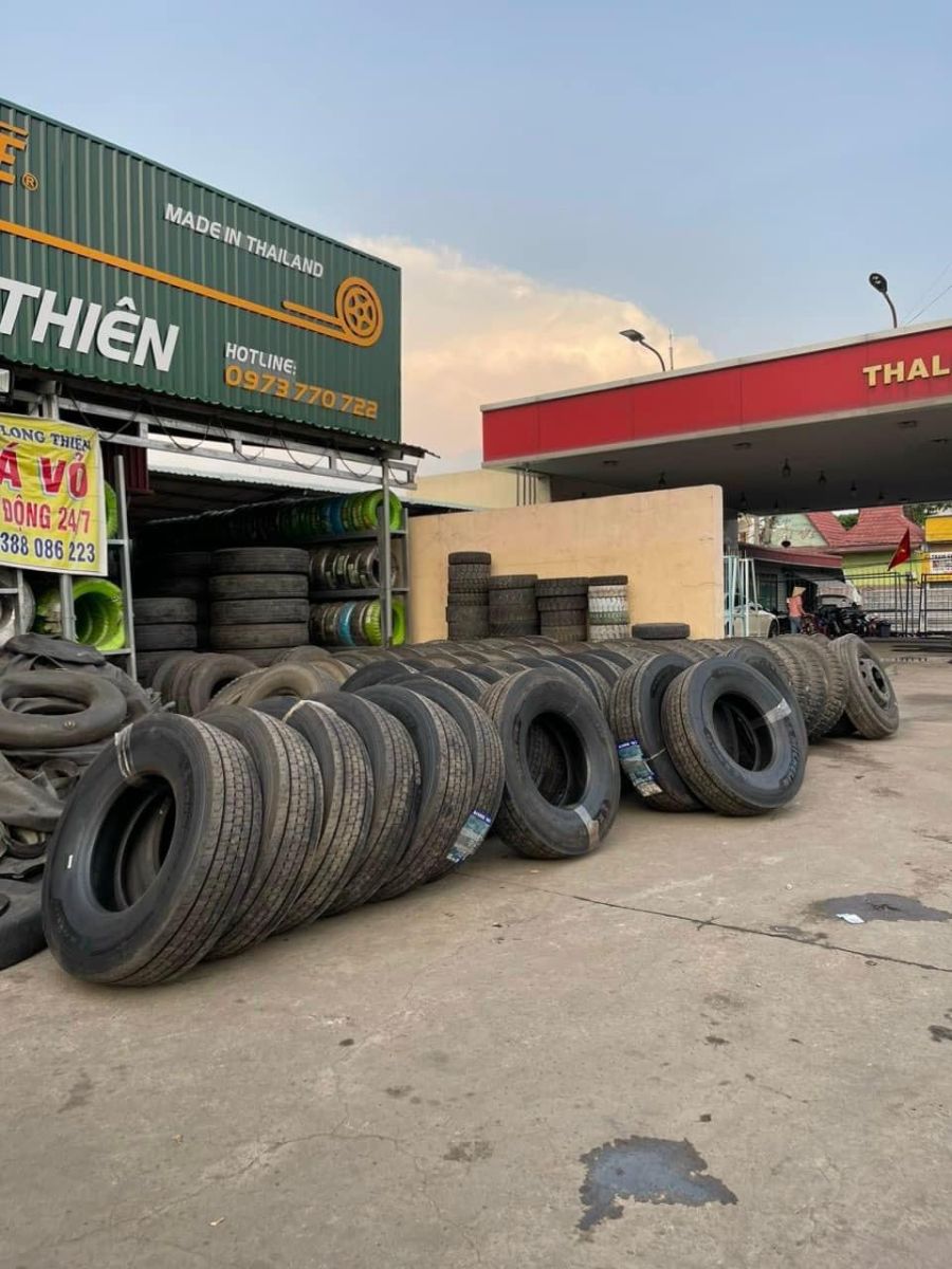 TIỀM ẨN LỐP XE Ô TÔ SẮP NỔ LÀ GÌ?